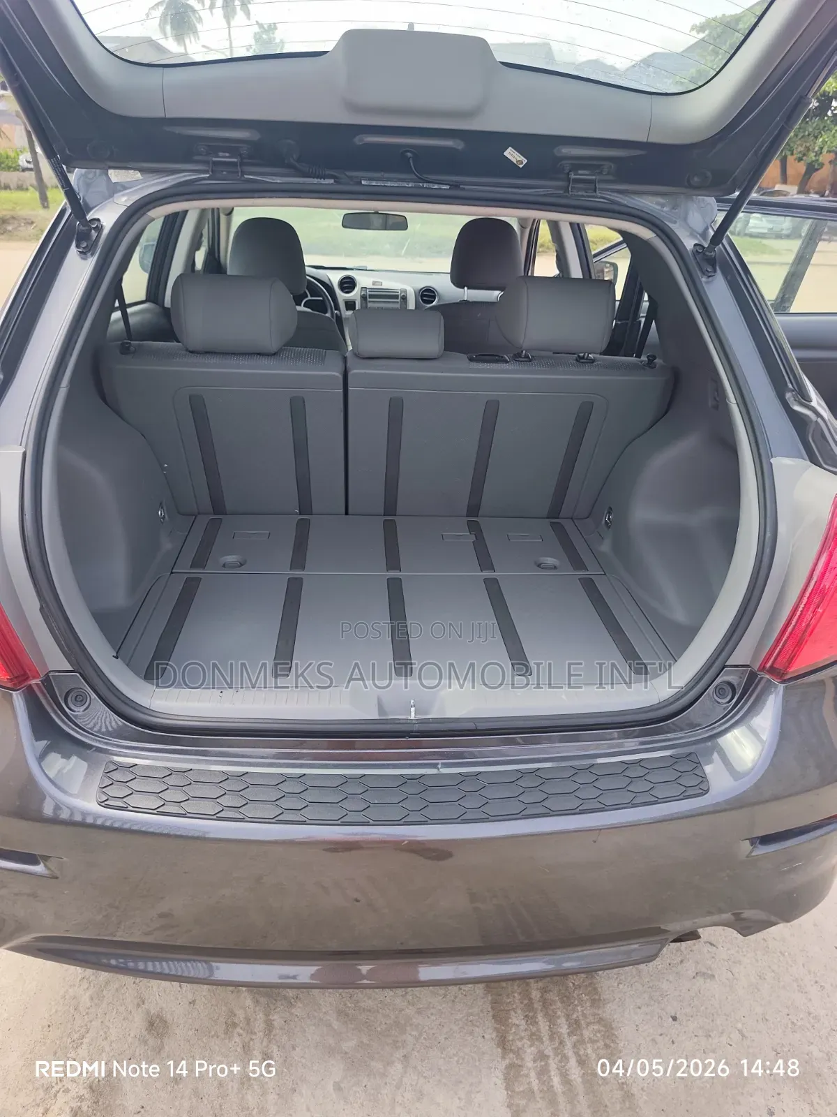 Toyota Matrix 2011 Gray