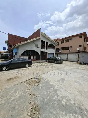 3bdrm Block of Flats in Ago Palace for sale