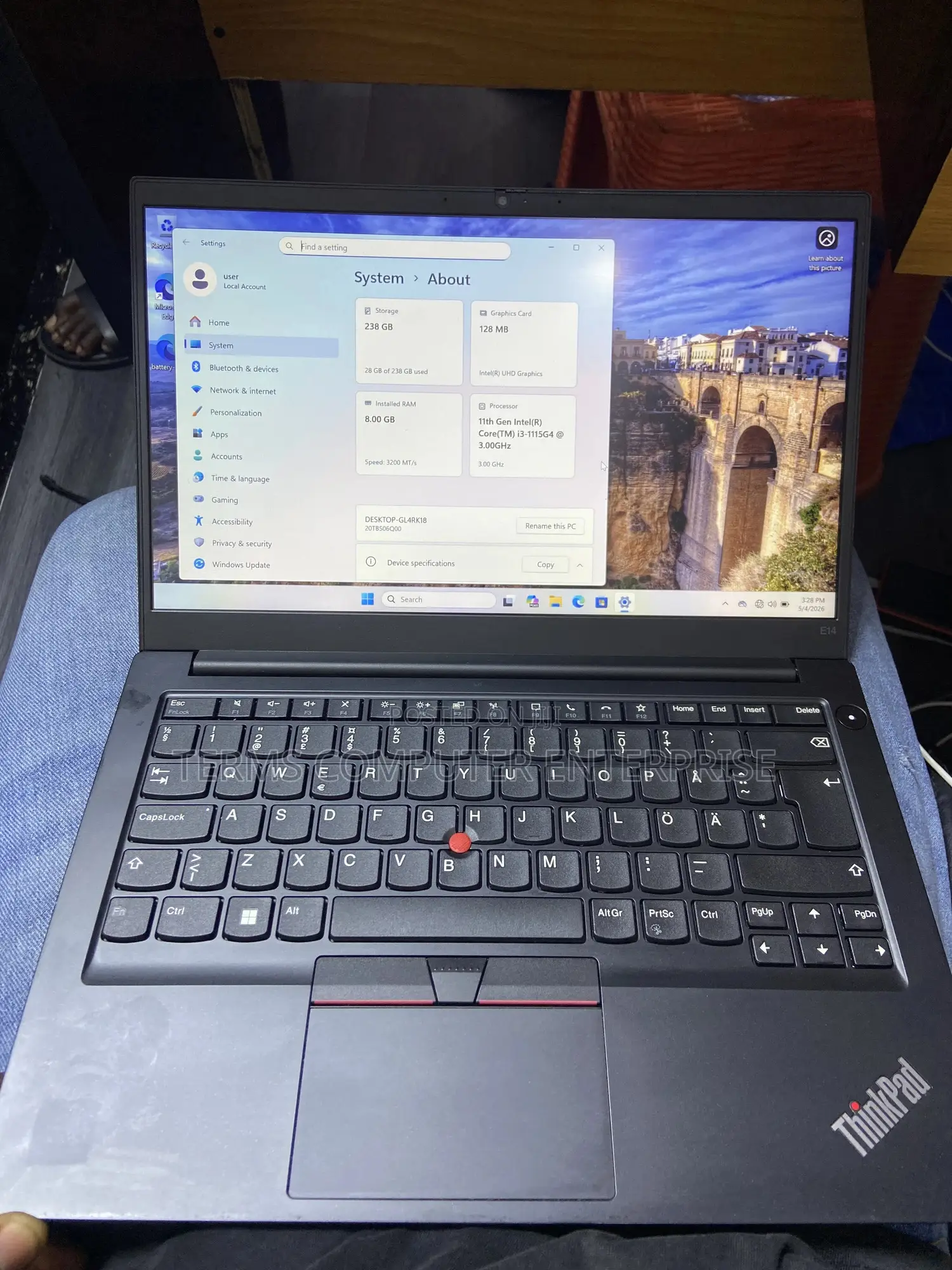Laptop Lenovo ThinkPad E14 Gen 2 8GB Intel Core i3 SSD 256GB