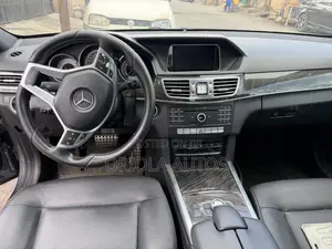 Mercedes-Benz E350 Base 4Matic Sedan AWD (3.5L 6cyl 7A) 2016 Gray
