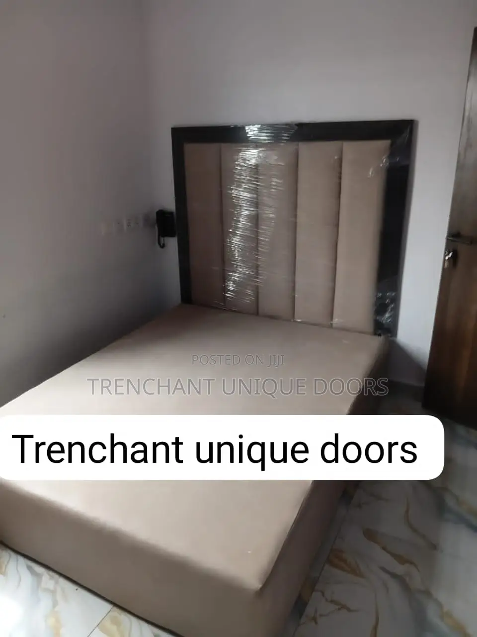 Bed Frame With Upholstery 4 and Half X 6ft