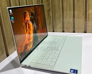 Laptop Dell 32GB Intel Core Ultra 7 SSD 512GB