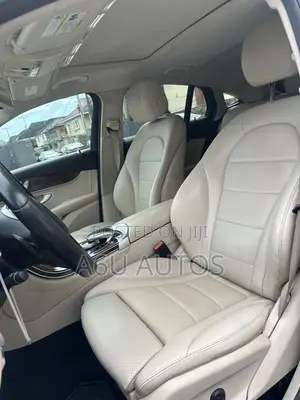 Mercedes-Benz GLC-Class 2017 Blue