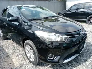 Toyota Yaris 2014 Black