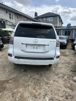 Lexus GX 460 Luxury 2016 White