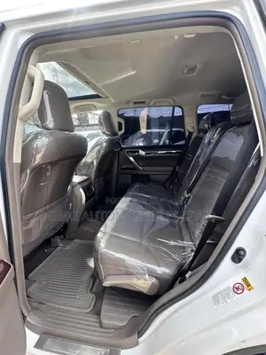 Lexus GX 460 Luxury 2016 White