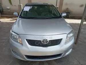 Toyota Corolla 2010 Silver