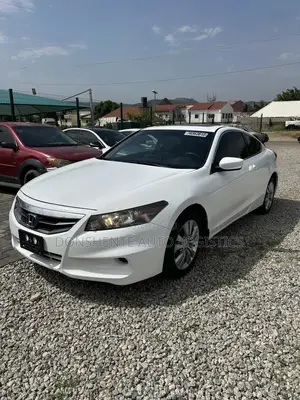 Honda Accord 2011 White