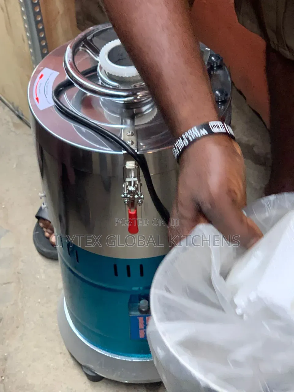 Tigernut Machine B130