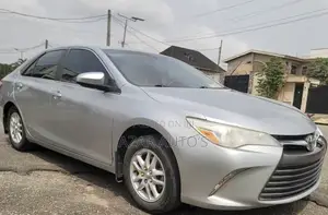 Toyota Camry 2016
