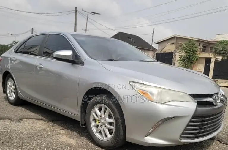 Toyota Camry 2016