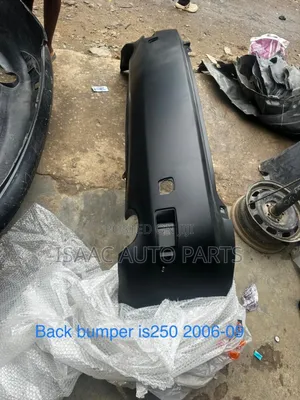 Back Bumper I.S 250 08