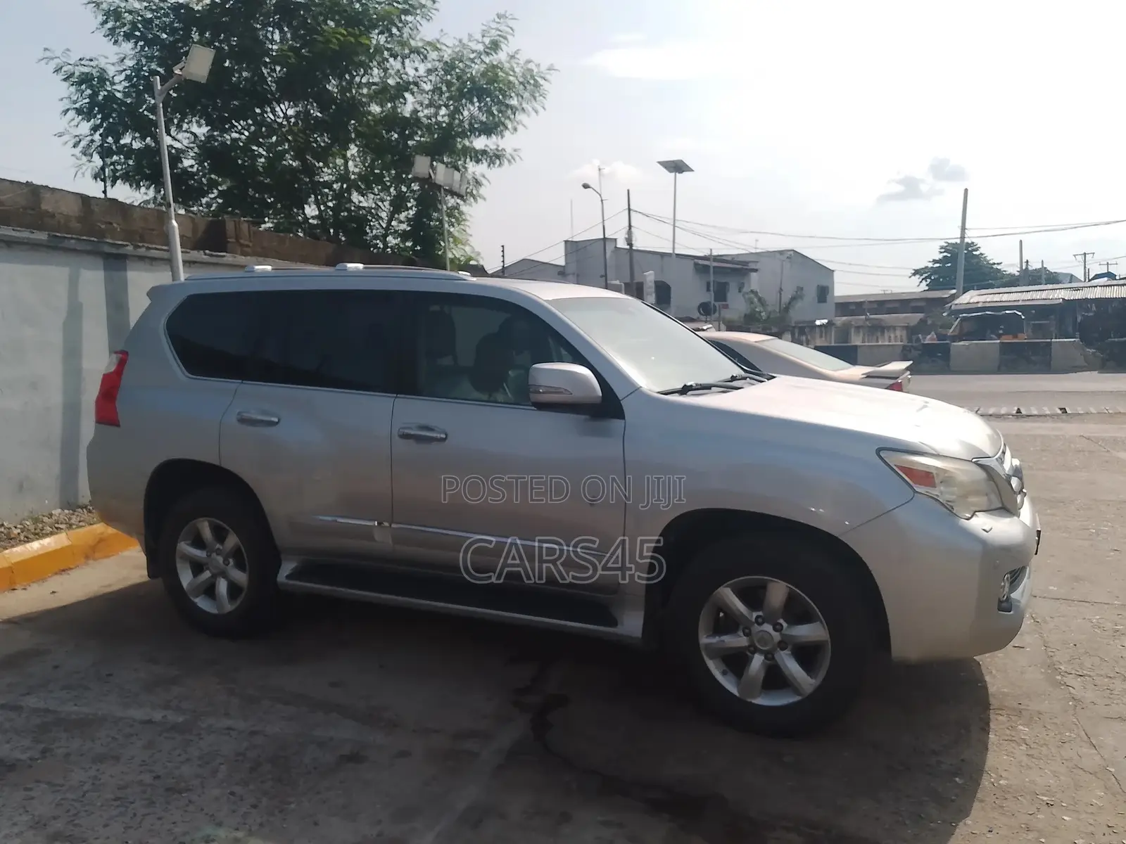 Lexus GX 2010 Silver