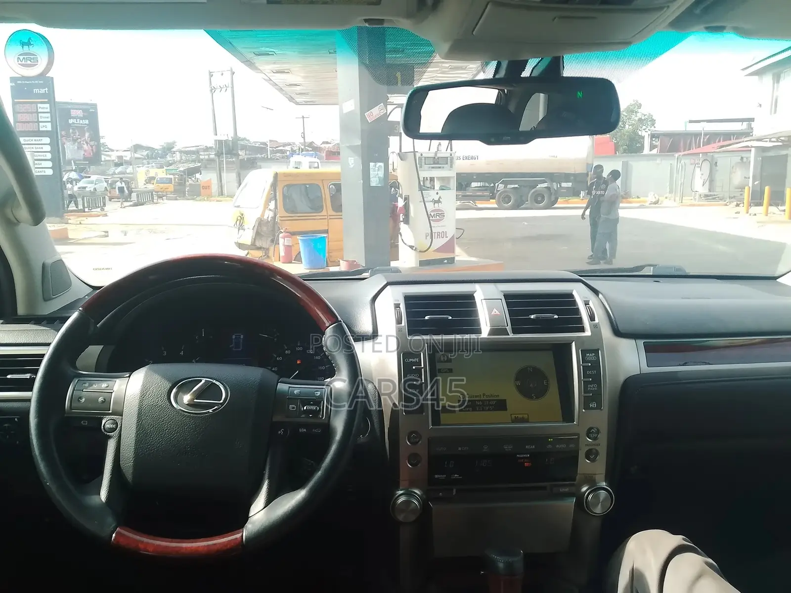 Lexus GX 2010 Silver