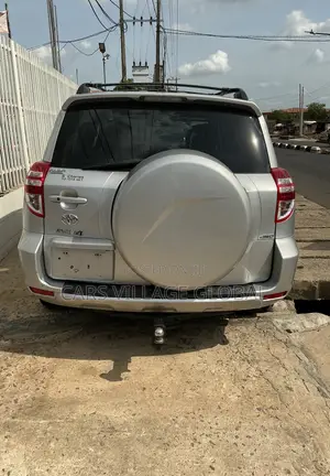 Toyota RAV4 2013 Gray