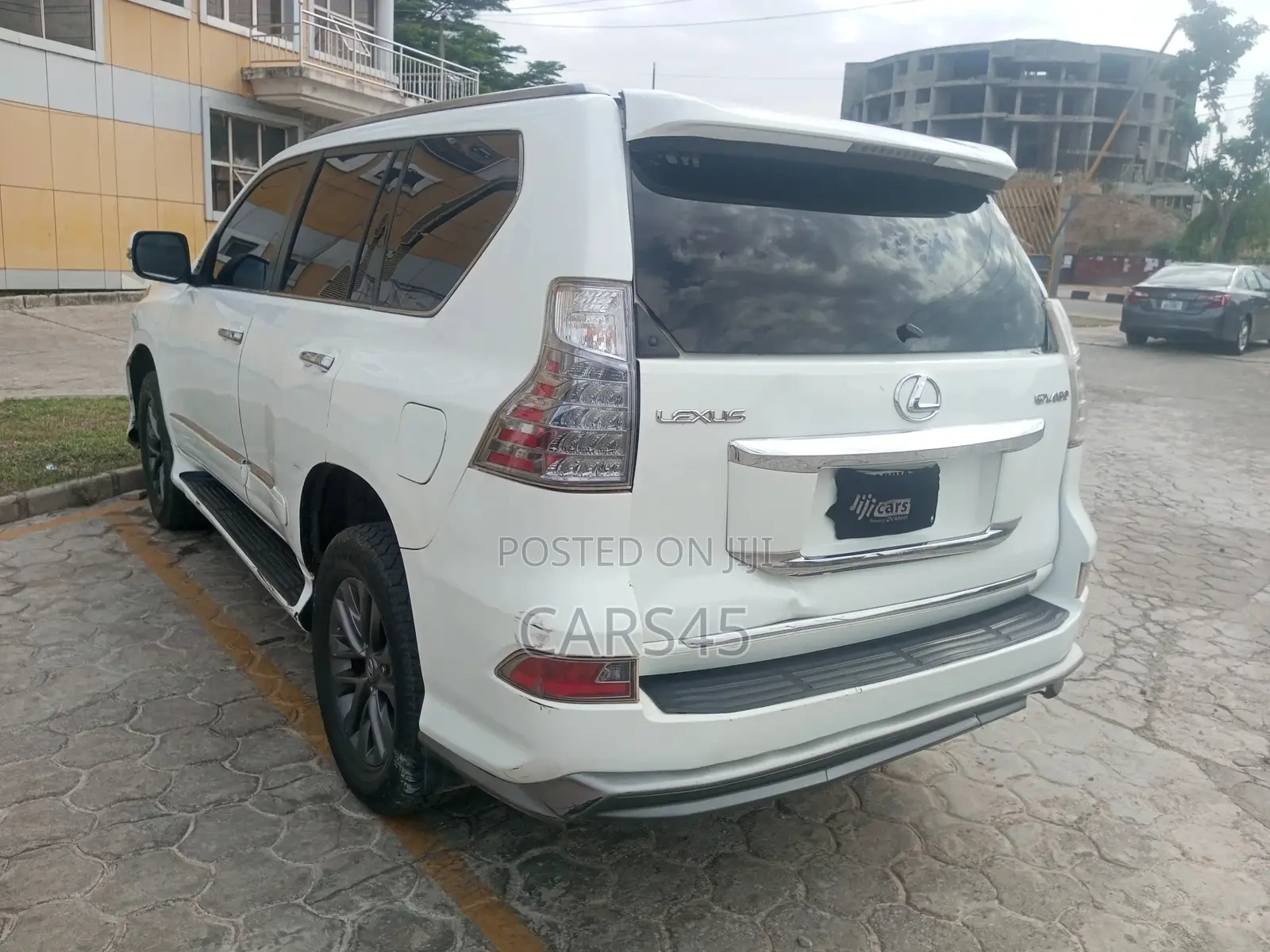 Lexus GX 2018 White