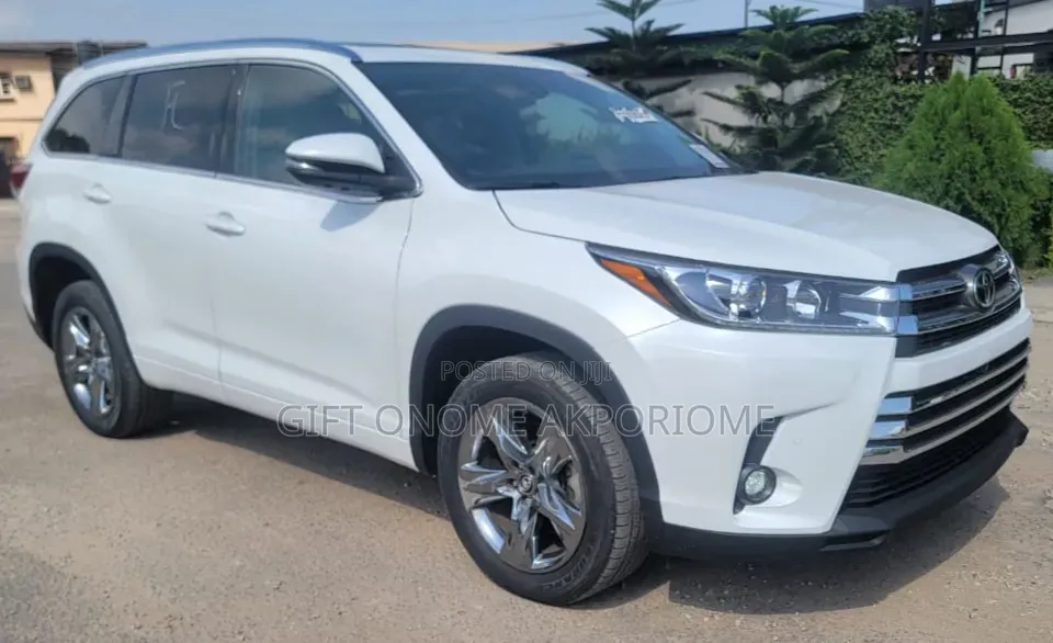 Toyota Highlander Limited 2019 White