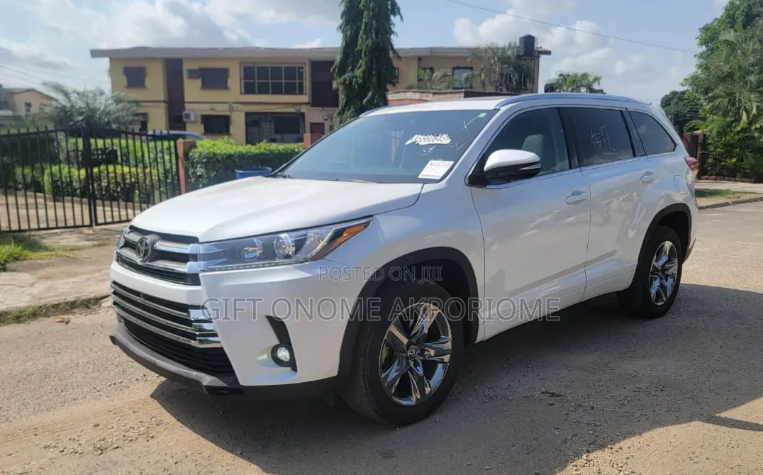 Toyota Highlander Limited 2019 White