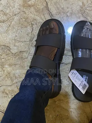 Men Classic Sandals