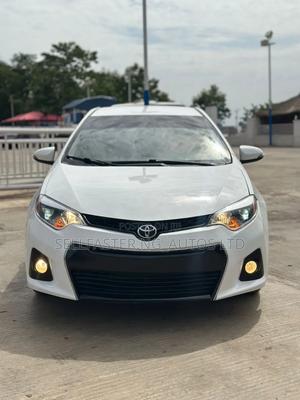 Toyota Corolla 2014 White