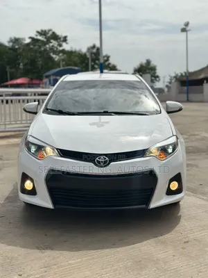 Toyota Corolla 2014 White