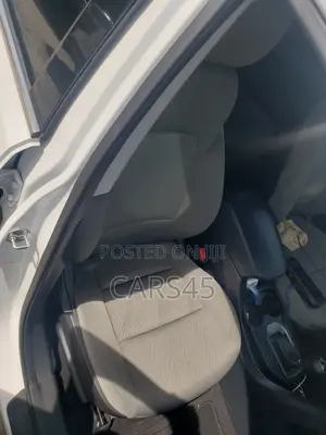 Hyundai Santa Fe 2017 White