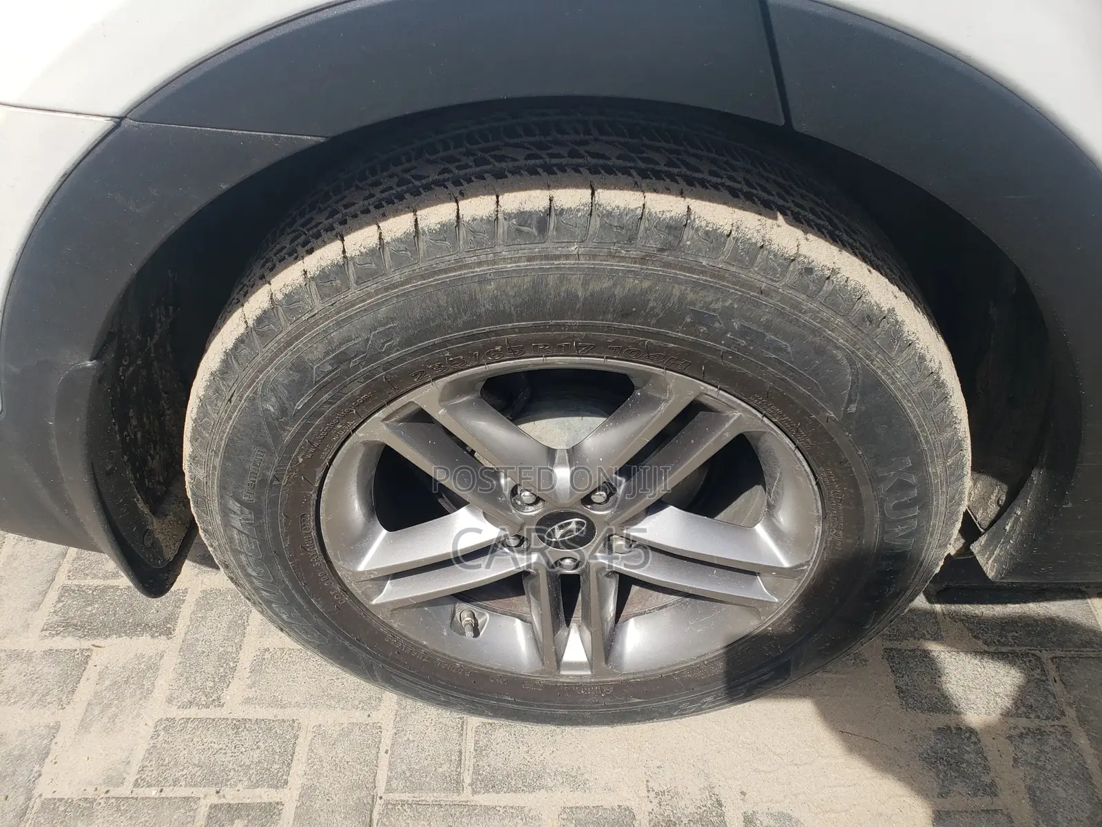 Hyundai Santa Fe 2017 White
