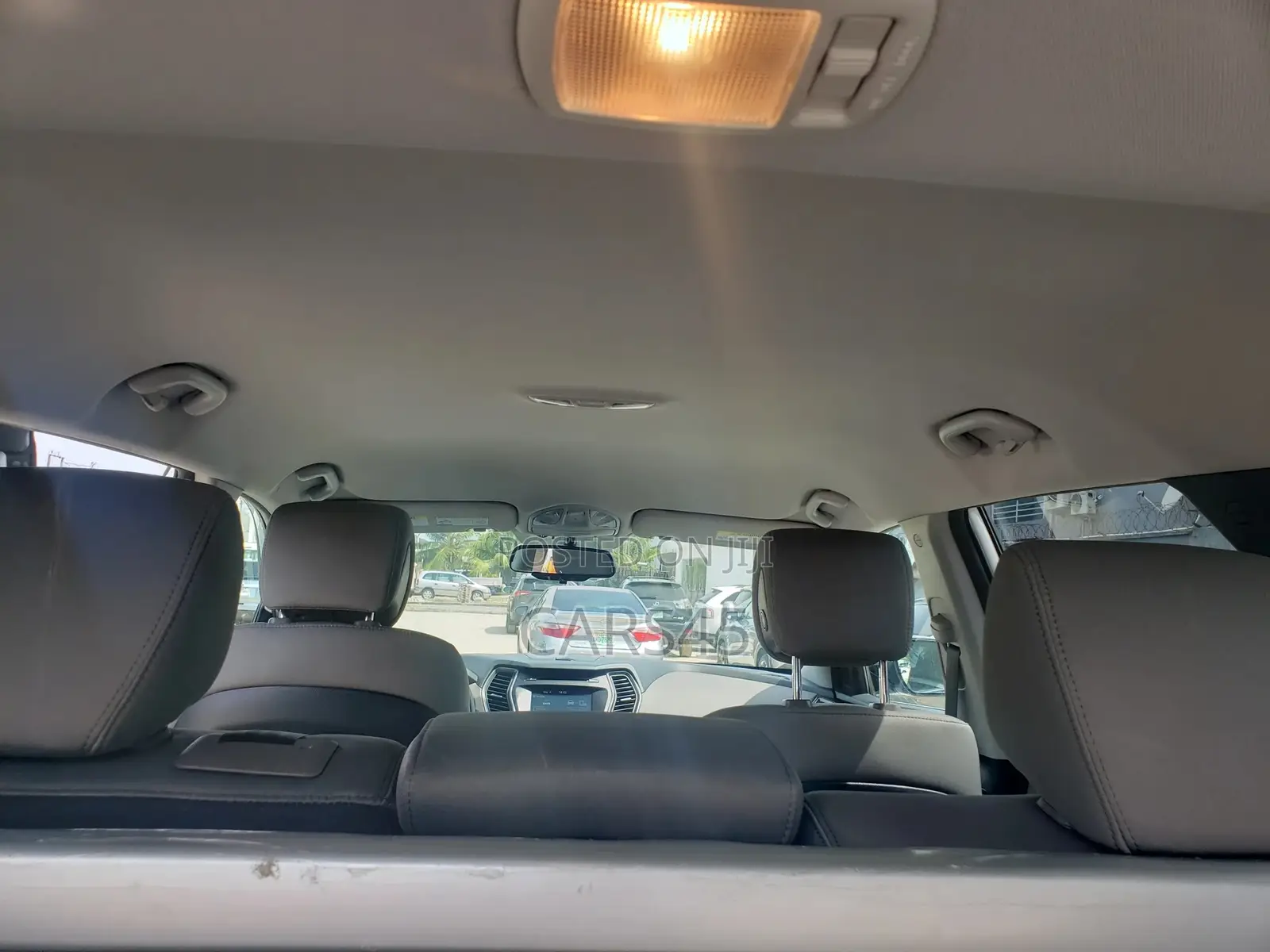 Hyundai Santa Fe 2017 White