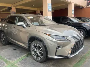 Lexus RX 350 FWD 2018 Gold