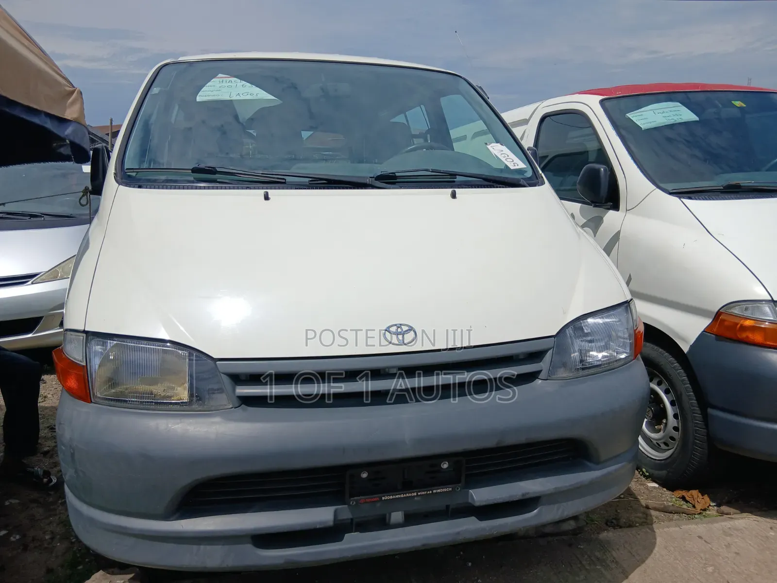 Toyota HiAce 2004 White