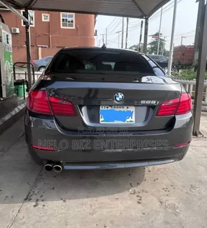 BMW 528i 2013 Black