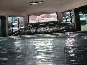 Toyota HiAce 2012 Black