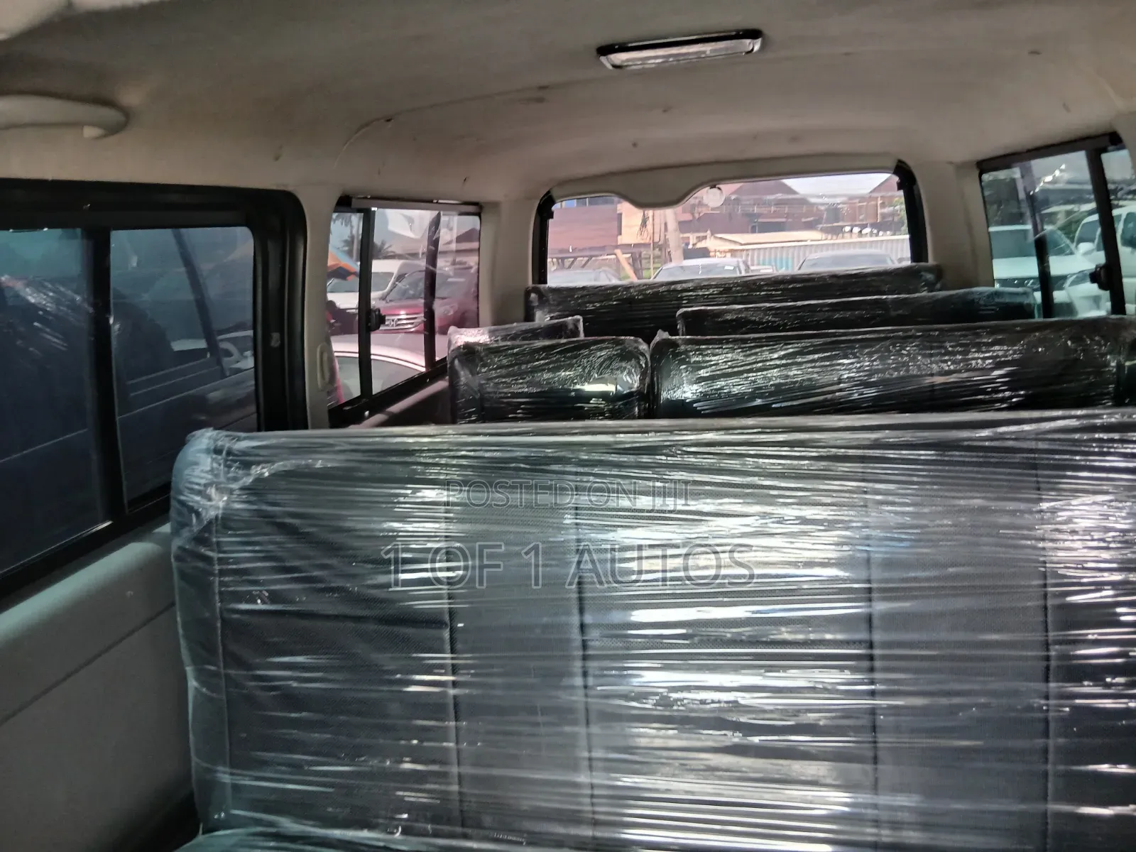 Toyota HiAce 2012 Black