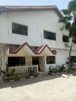 7bdrm Duplex in Ligali Ayorinde for rent