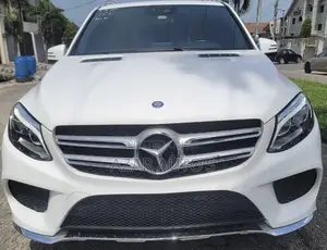 Mercedes-Benz E350 2015