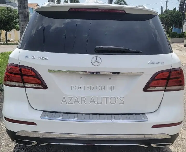 Mercedes-Benz E350 2015