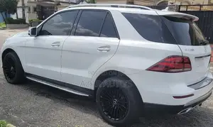 Mercedes-Benz E350 2015