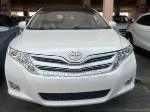 Toyota Venza V6 AWD 2011 White