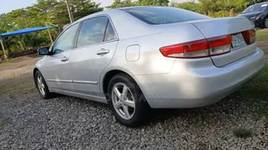 Honda Accord 2.0 Comfort 2005 Silver