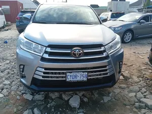Toyota Highlander 2020 Gray