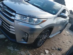 Toyota Highlander 2020 Gray