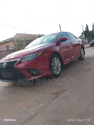 Toyota Camry XLE 4dr Sedan (2.5L 4cyl 6A) 2013 Red