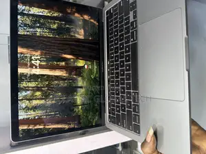 Laptop Apple MacBook Pro 2020 16GB Intel Core i7 SSD 512GB