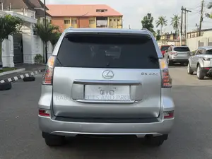 Lexus GX 460 Luxury 2015 Silver