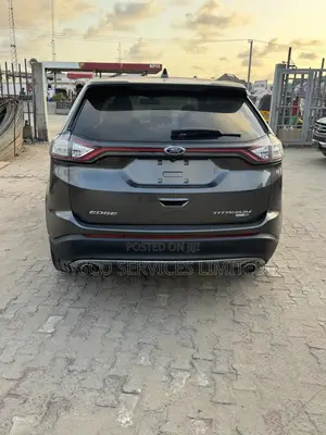 Ford Edge Titanium 4dr AWD 2017 Gray