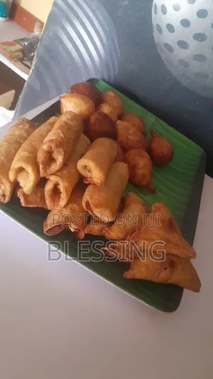 Samosa Spring Rolls Puff Puff Pies
