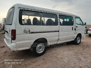 Foton AUV 2000 White