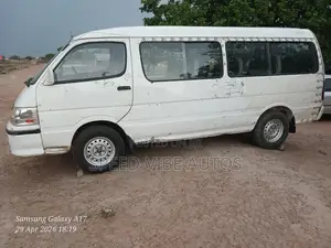Foton AUV 2000 White
