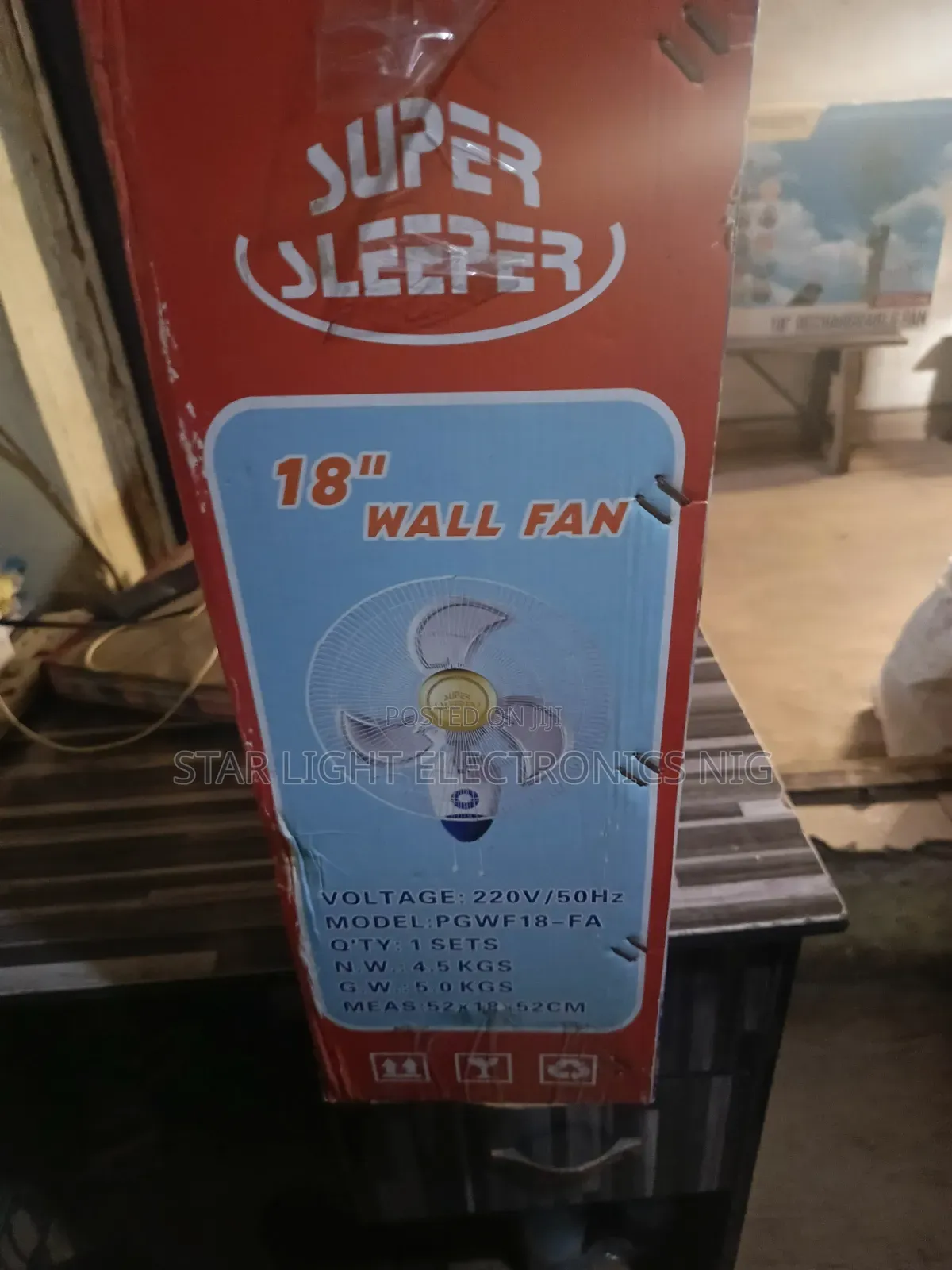 Metal Blades Wall Fan