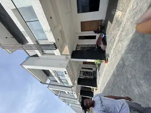 4bdrm Duplex in Ikota for rent
